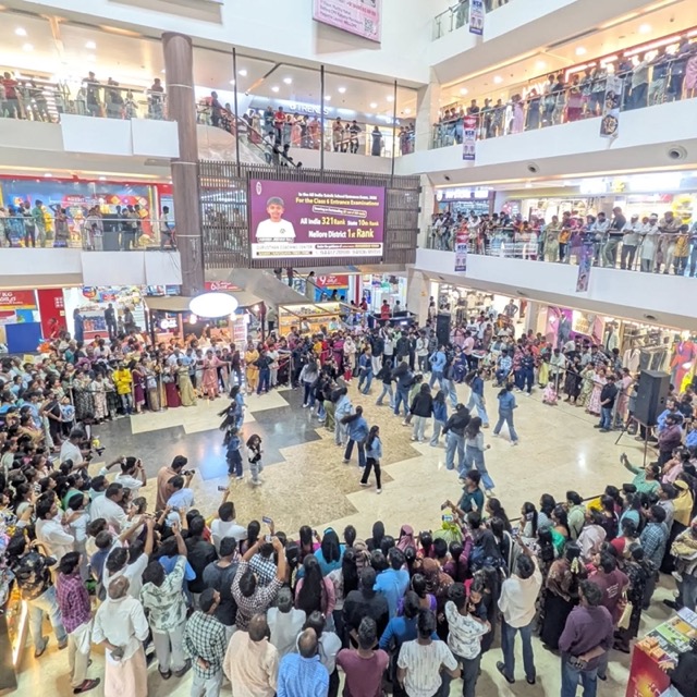 MGB Flash Mob 2026 Medium